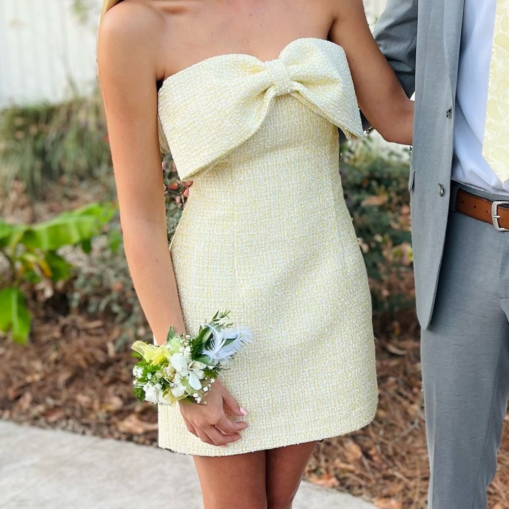 Yellow meshki tweed bow dress!